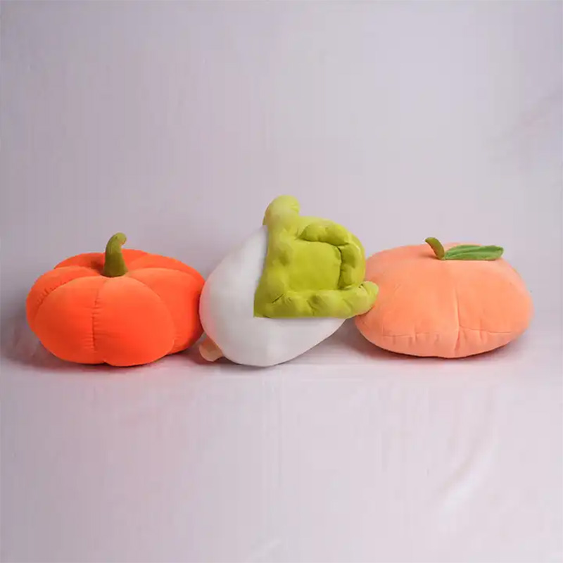 野菜のぬいぐるみ