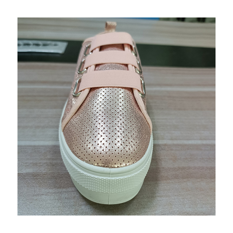 ゴールド PU レザー プラットフォームのレディース シューズ