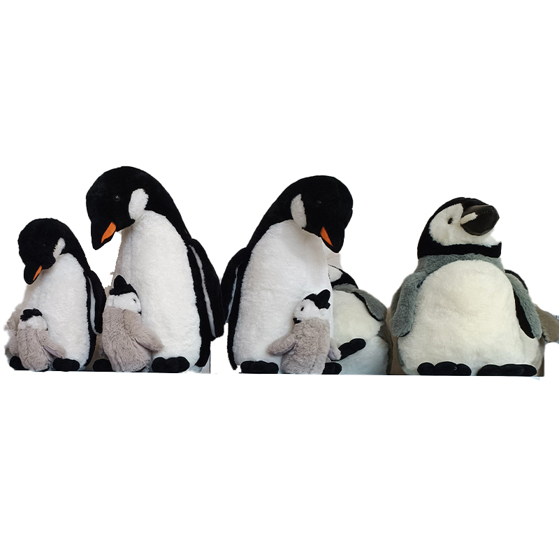 ペンギンのぬいぐるみ.jpg Penguin Plush Toy.jpg