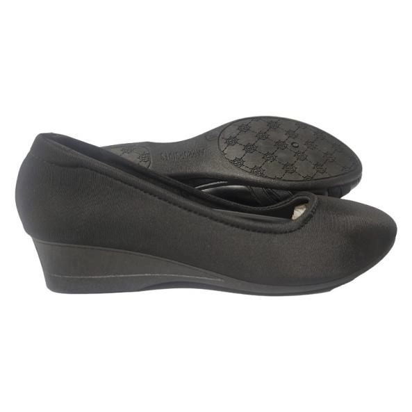 女性のカジュアルシューズ women's casual shoes
