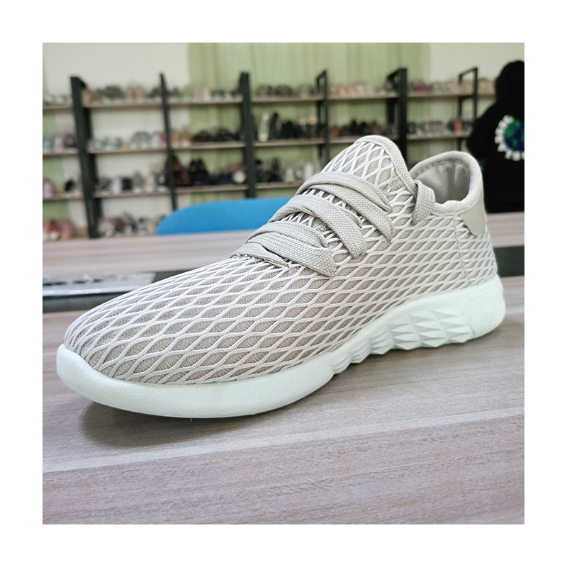 軽量フライニット レディース シューズ 快適なカジュアル スニーカー