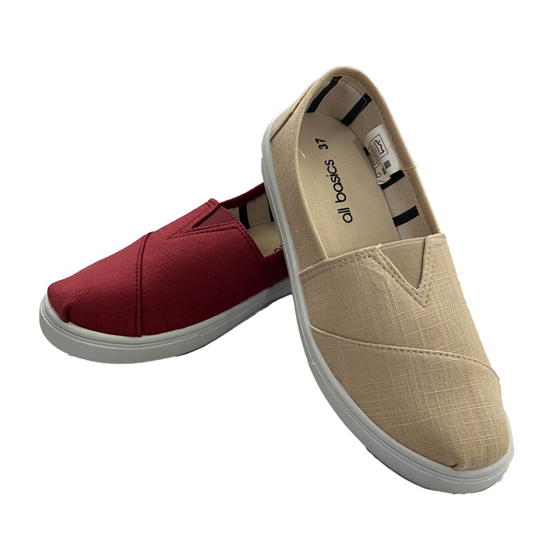 Giày vải nữ trơn màu trơn.jpg Women Slip On Canvas Shoes In Solid Color.jpg