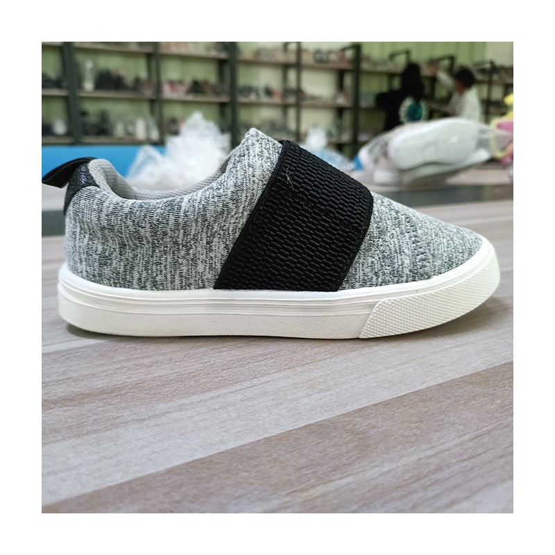 伸縮性のあるコンフォート子供靴子供用ソフトソールシューズ