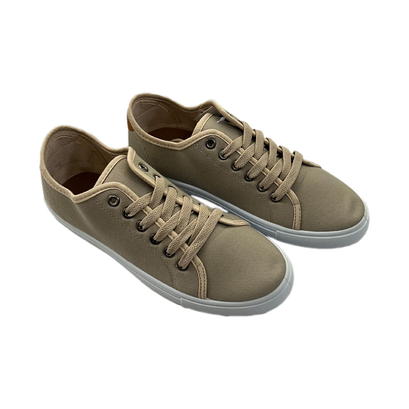 ブラウン キャンバス シューズ